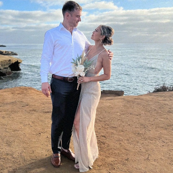 Superdown gold dress. Worn only once for wedding. - Picture 2 of 2